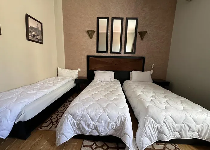 Amor Hotel